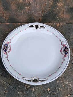 Starožitný porcelánový servírovací talíř. - 7