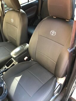 Toyota RAV 4 2004 - 7