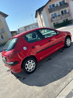 Peugeot 206 1,4i - 7