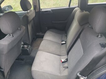 Opel Astra G Combi - 7