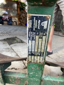 Pluh obracák APO 701 (Roudničák) - 7
