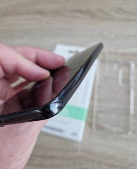 Samsung Galaxy S22 Black Top Stav - 7