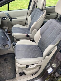 Renault grand scenic 1.5 dci 7míst - 7