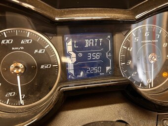 Yamaha XMax 300 - 7