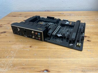 ASUS TUF GAMING B760-PLUS WIFI D4 Socket 1700,Funkční,Záruka - 7