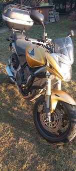 Honda Hornet 600 - 7