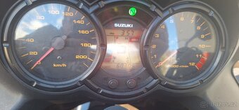 Suzuki DL 650 V-Strom - 7