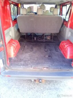 Renault Trafic 1.9 - 7
