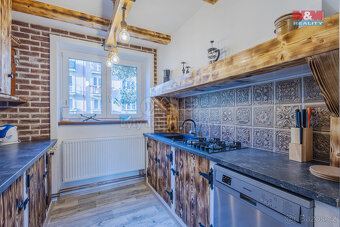 Pronájem bytu 2+1, 67 m², Nový Bor, ul. Sklářská - 7