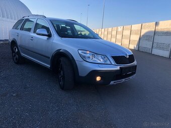 Škoda Octavia SCOUT 4X4 2.0TDI R.V. 2012 Klimatizace - 7