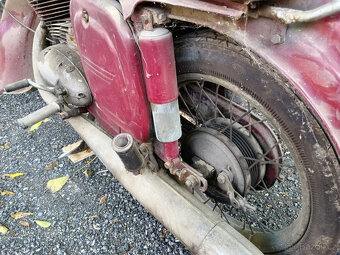 Motocykl ČZ 250, typ 455.02 - 7