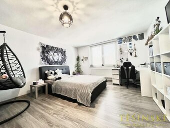 Prodej dvougeneračního rodinného domu se dvěma samostatnými - 7