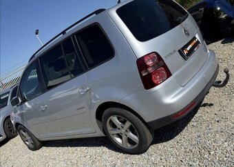 Volkswagen Touran 1,4 TSI 103kW TAŽNÉ, 7MÍST benzín manuál - 7