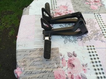 Yamaha Fazer FZ6 S2 - díly č. 2. - 7