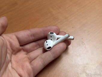 Apple AirPods 2 - 7
