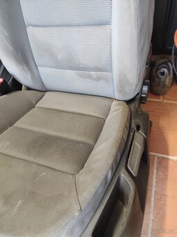 Interiér škoda Octavia 2 (tapce, sedačky) - 7