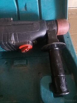 Silné vrtací kladivo Makita - 7