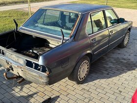 Bmw 525 e E28 na nahradni dily cele auto - 7