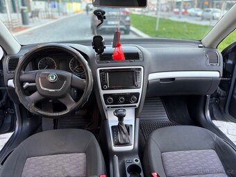 Škoda Octavia 2010 - 7