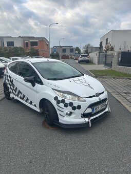 Ford fiesta MK7 - 7