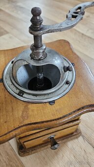 Starožitný mlýnek - 7