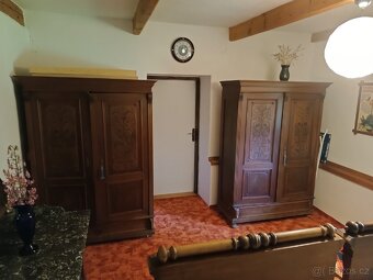 Starožitný nabytek - 7