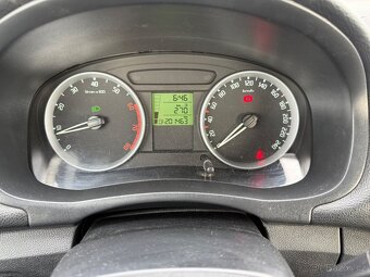 Škoda Fabia 1.4i 63kw - 7