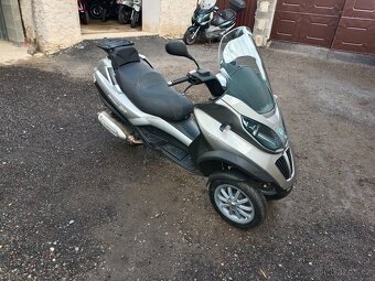 Piaggio mp3 250 LT CZ doklady v ceně +nový kufr šedá 2 - 7