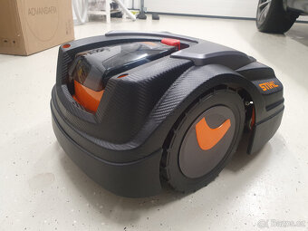 STIHL iMOW® RMI 422PC 5 let stará, spolehlivá s auto-polepy. - 7