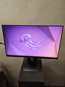 Monitor bezrámečkový 23" +  kabeléž - 7