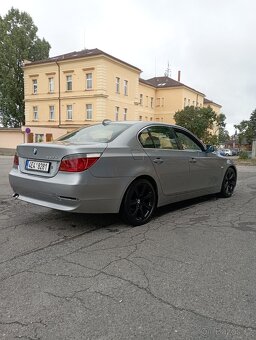 Prodám vyměnim BMW E60 530D 160kw automat - 7