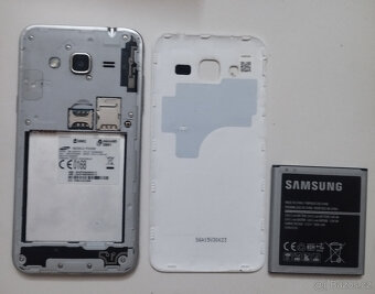 Prodám plně funkční Samsung Galaxy J3 (6) 8GB - 7