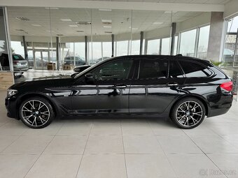 BMW 520d SportLine Webasto Tažné - 7