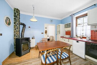 Prodej rodinného domu Bzová - 7