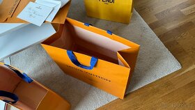 Louis Vuitton, Gucci, Fendi, Moncler, Boss - tašky krabice - 7