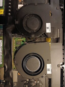 Razer Blade Advanced 15 MODIFIKOVANÝ (Core i7, 2070 Super) - 7