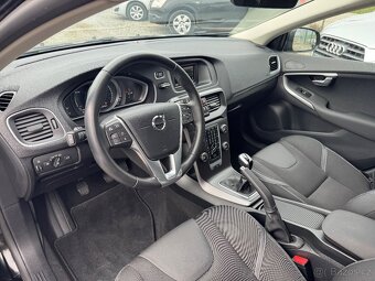 Volvo V40 2.0i T2 90kw - 7