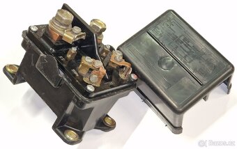 Bateriový spínač přepínač 12V 24V do PV3S. - 7