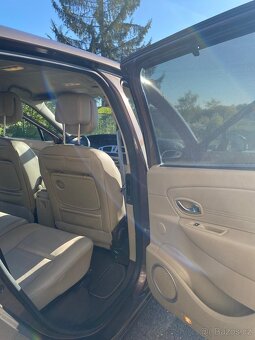 Renault megane scenic - 7