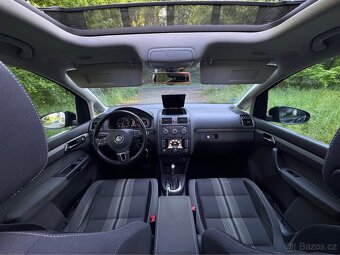 VW Touran 2.0TDI DSG - 7