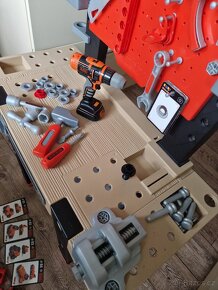 Pracovni stul / ponk Black & Decker vcetne naradi - 7
