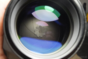 Nikkor 105mm f/1.8 AiS – legendární portrétní klasika - 7