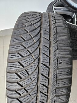 Orig. Audi / Zimní Kumho 235/35/19 - Zánovní - 7