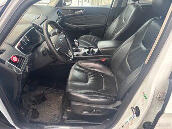 Ford S- Max 2,0 tdci 7 míst rok 2017 4x4 - 7