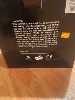 Dětská dívčí helma i s brýlemi - 7