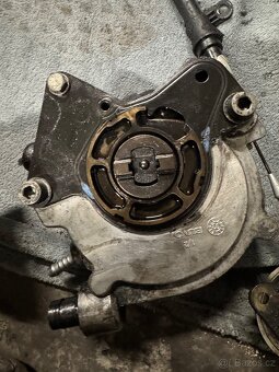 Motorové díly 2.5 TDi 128kw AXE - 7