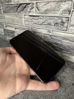 iPhone 13 Pro 128GB Graphite, baterie 89% - 7