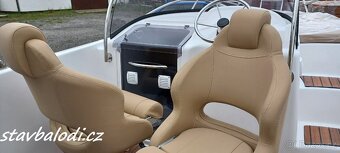 Motorový člun, loď Orion 560 SunDeck - 7