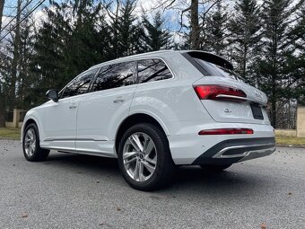 Audi Q7 2021 - 7
