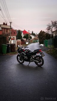 Honda CBR 125R - 7